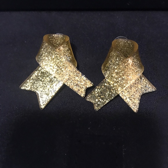 Fashion earrings
